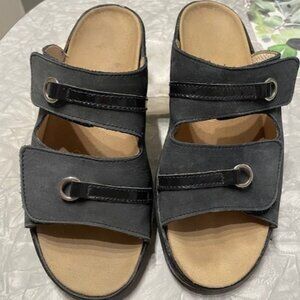 Navy Blue Suede & Black Patent Sandals with wide straps Size 37
